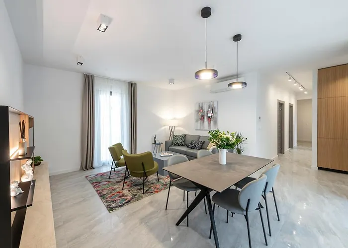 Luxury Mazza -michaela Апартаменты *