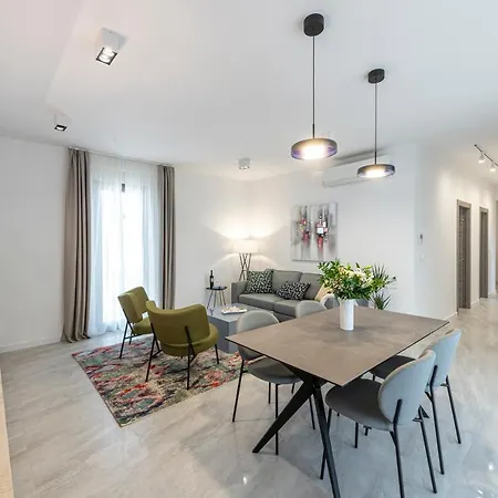 Luxury Mazza -michaela Apartman *