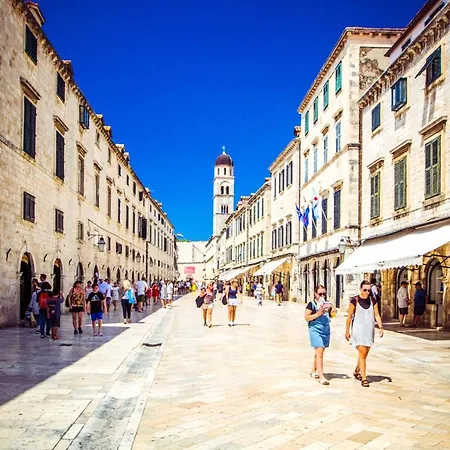 Luxury Mazza -michaela *